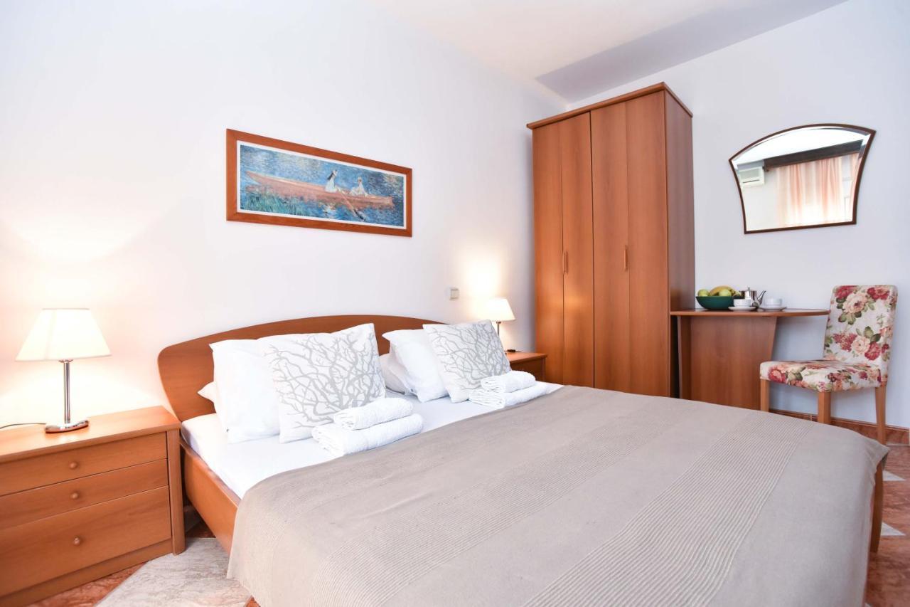 Apartments Adok Budva Bagian luar foto