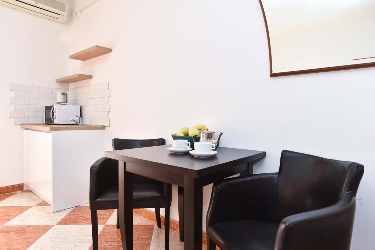 Apartments Adok Budva Bagian luar foto