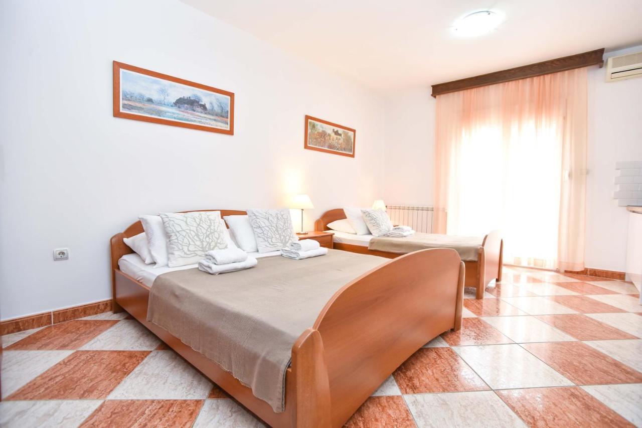 Apartments Adok Budva Bagian luar foto