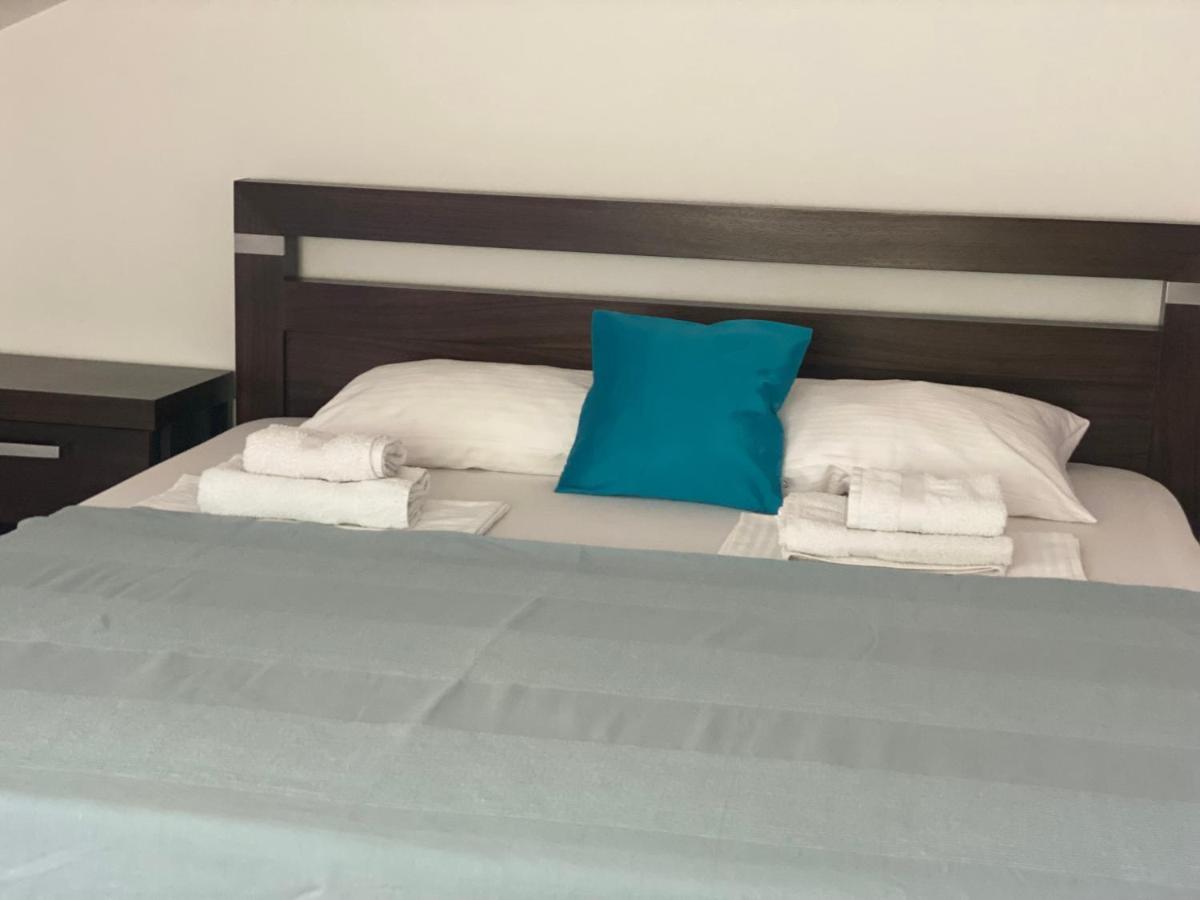 Apartments Adok Budva Bagian luar foto