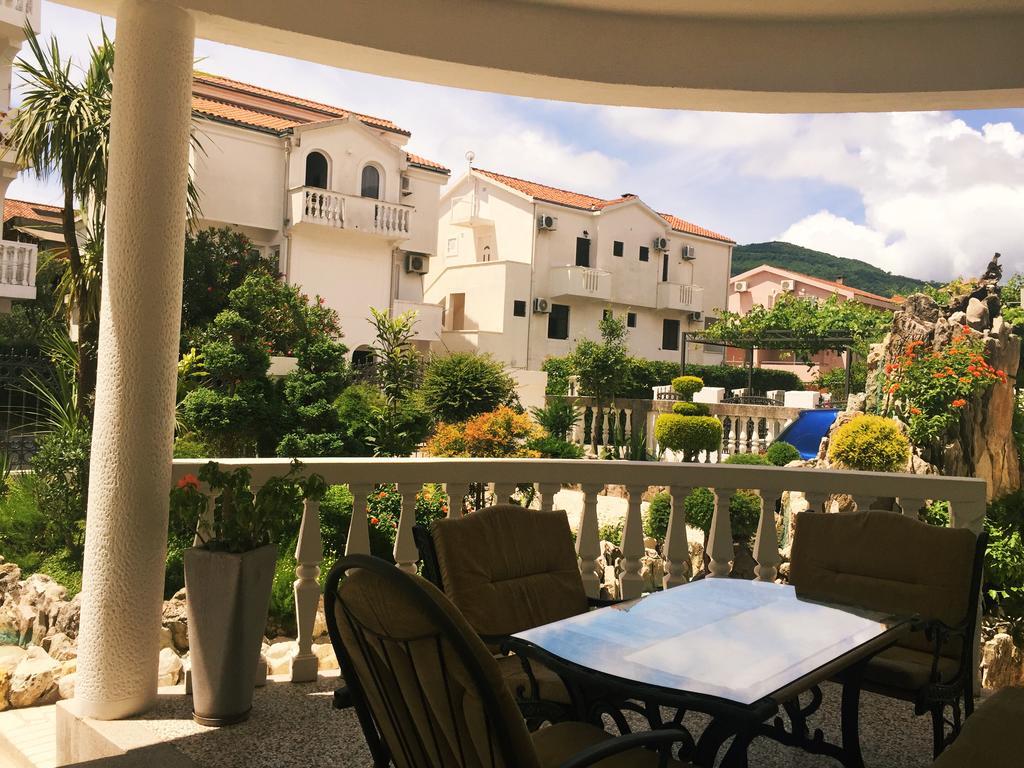 Apartments Adok Budva Bagian luar foto