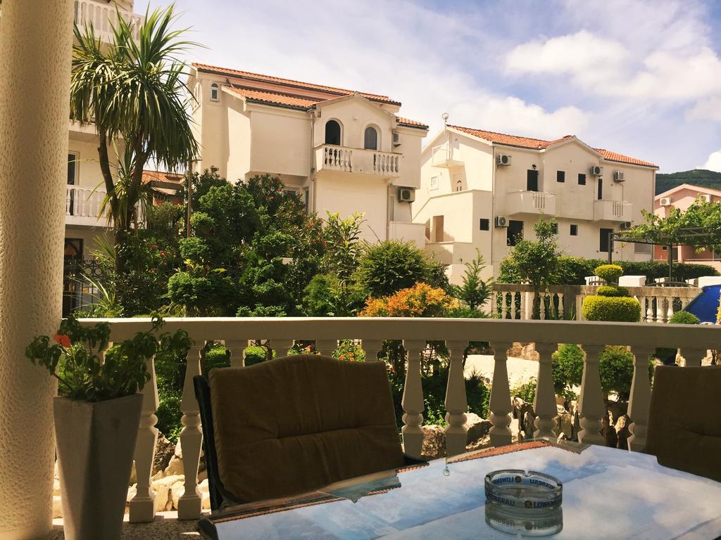 Apartments Adok Budva Bagian luar foto